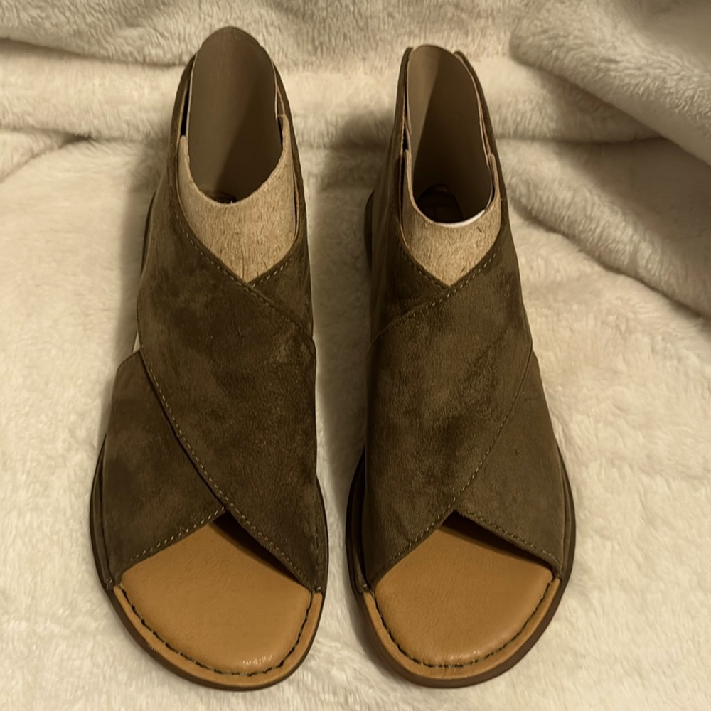 B.O.C Bria olive green sandal